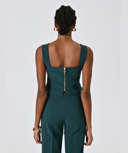 Top a Trapezio Rinascimento | Linee Morbide e Stile Unico